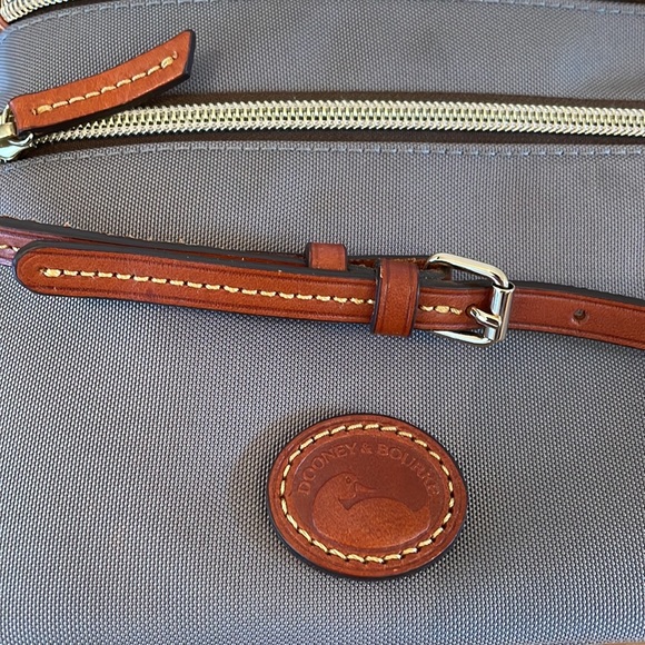 Dooney & Bourke Crossbody bag - Picture 6 of 9